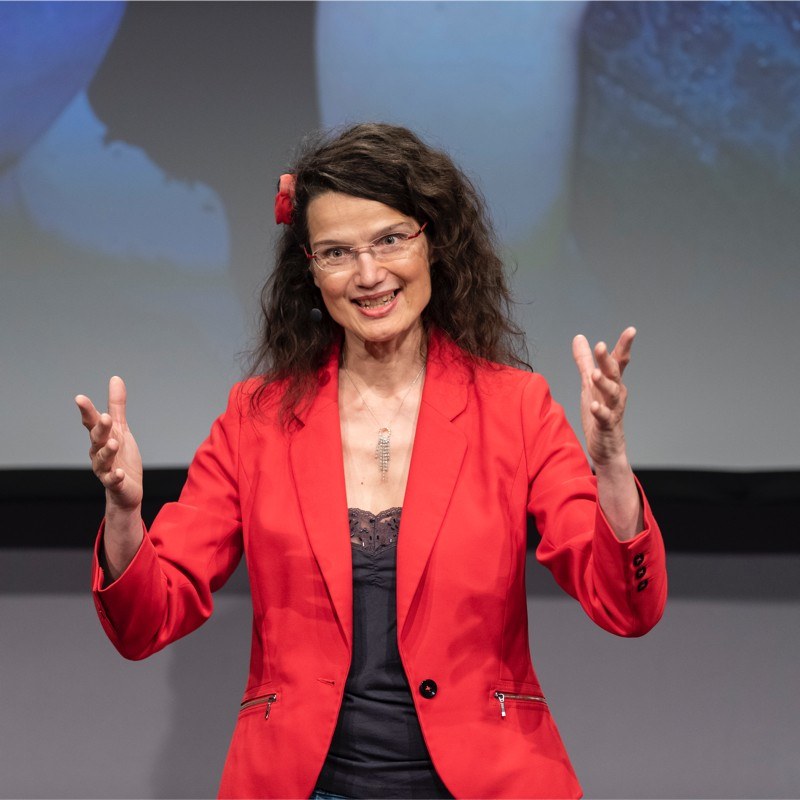 Photo of Cornelia Strunz